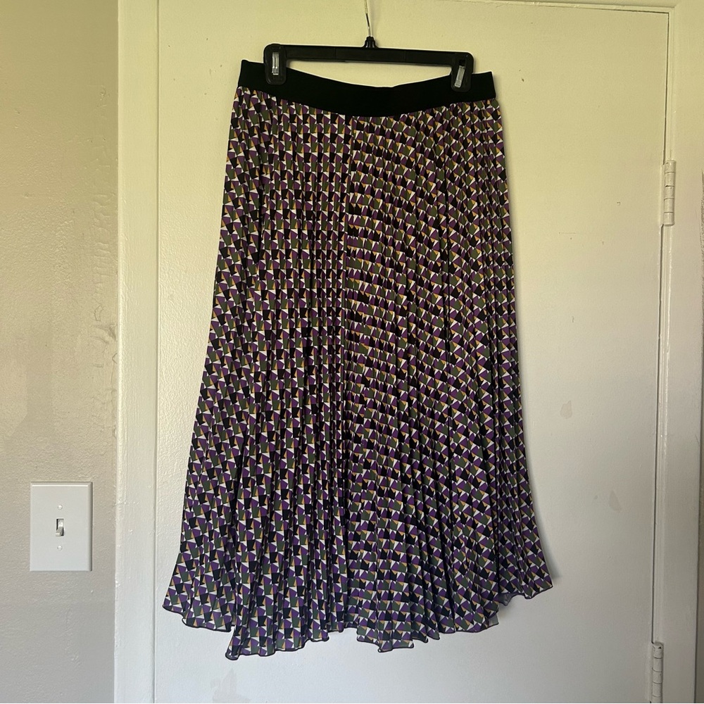 Neiman Marcus Geometric-Print Pleated Skirt, Medium